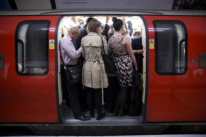 Londra, una mappa della metro per raggiungere le stazioni a piedi
