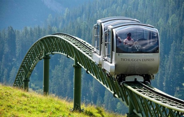 Tschuggen express: la cabinovia privata del tschuggen grand hotel arosa Hotel svizzera montagna