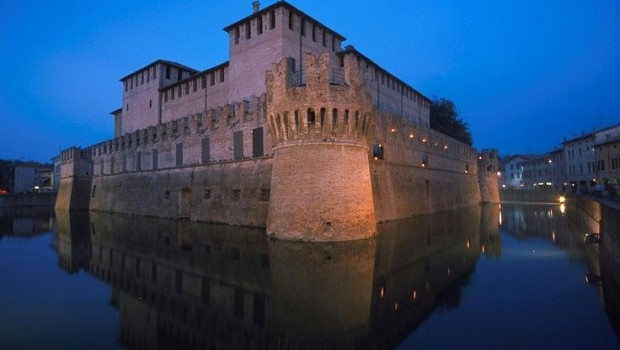 Castello Fontanellato notte