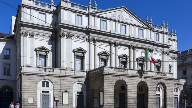 Milan_-_Scala_-_Facade