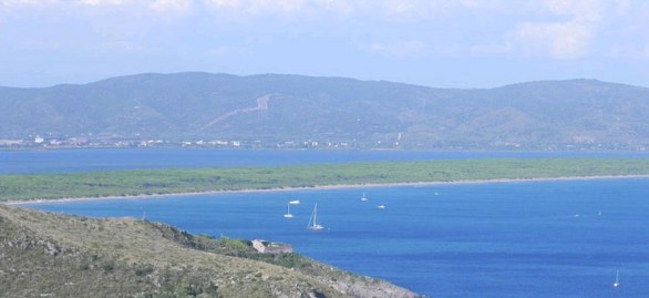 La Spiaggia Libera Della Feniglia Nella Maremma Toscana